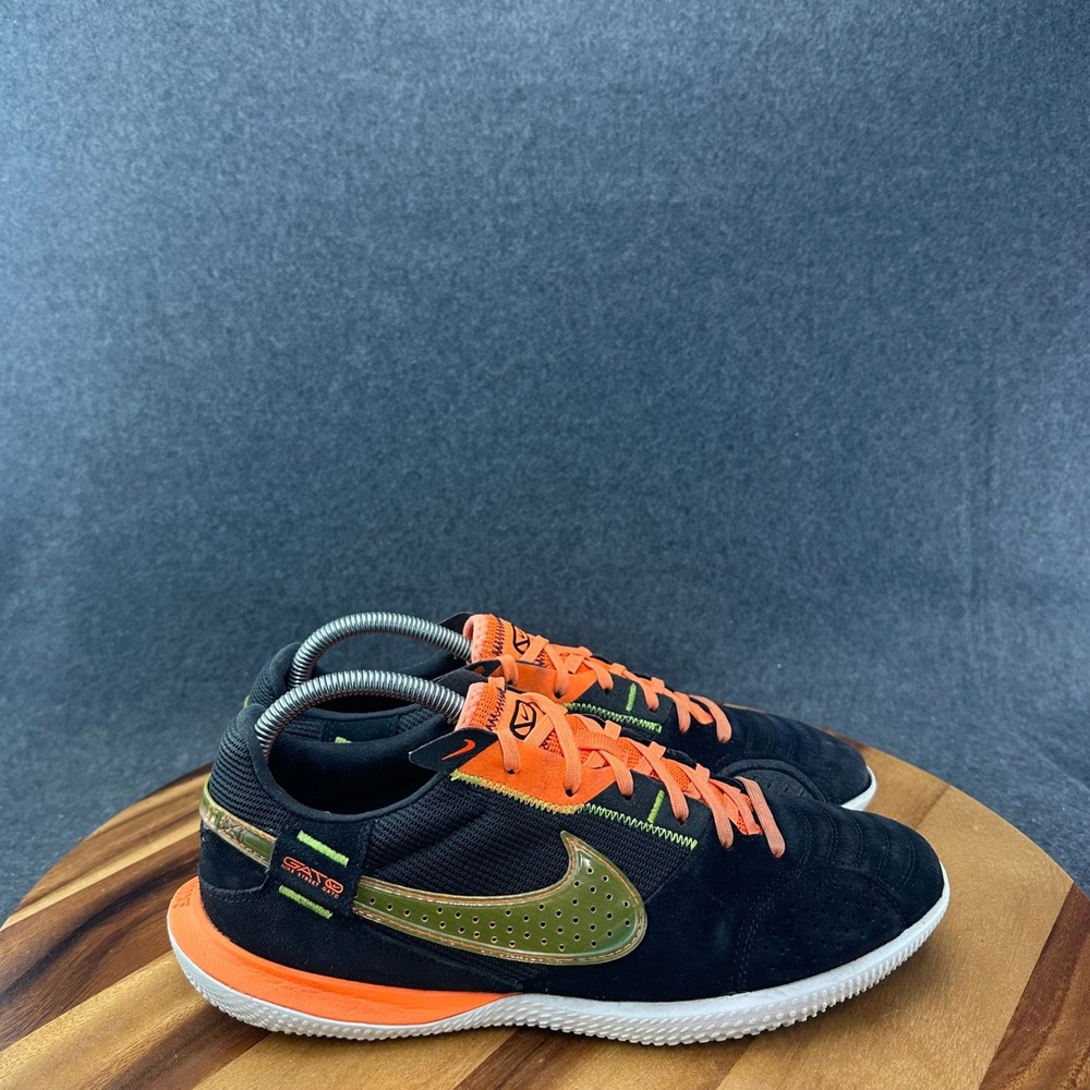 Nike Streetgato Black Orange Volt DC8466-081 Men's Size 9.5 Indoor Soccer Shoes
